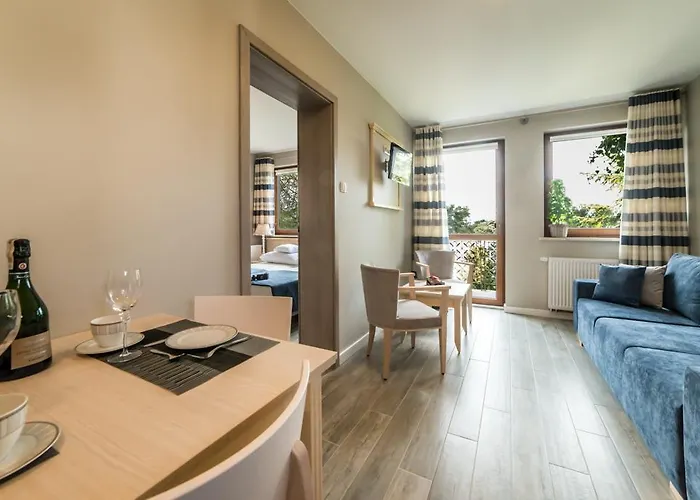 منتزه العطل Farys Jastrzębia Góra