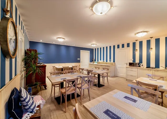 منتزه العطل Farys Jastrzębia Góra